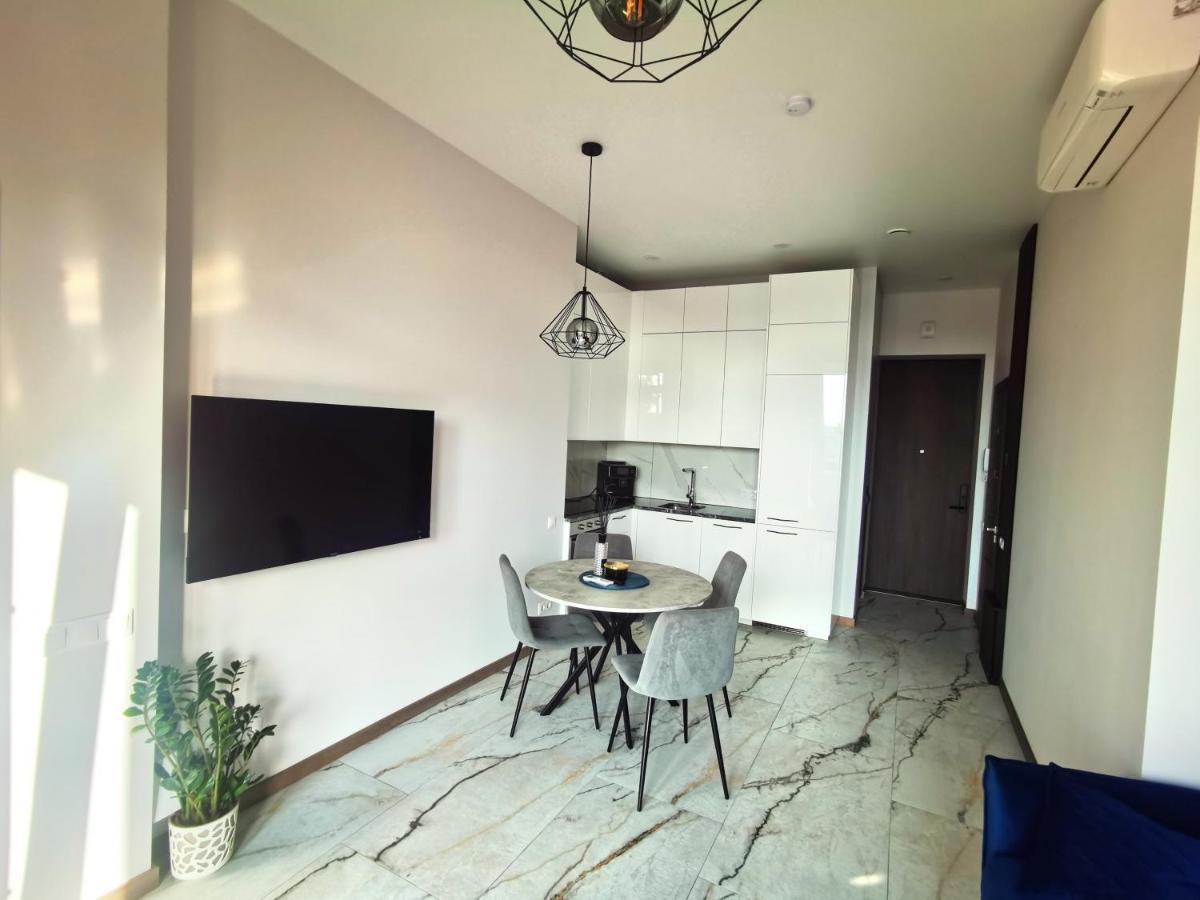Jassi Apartment